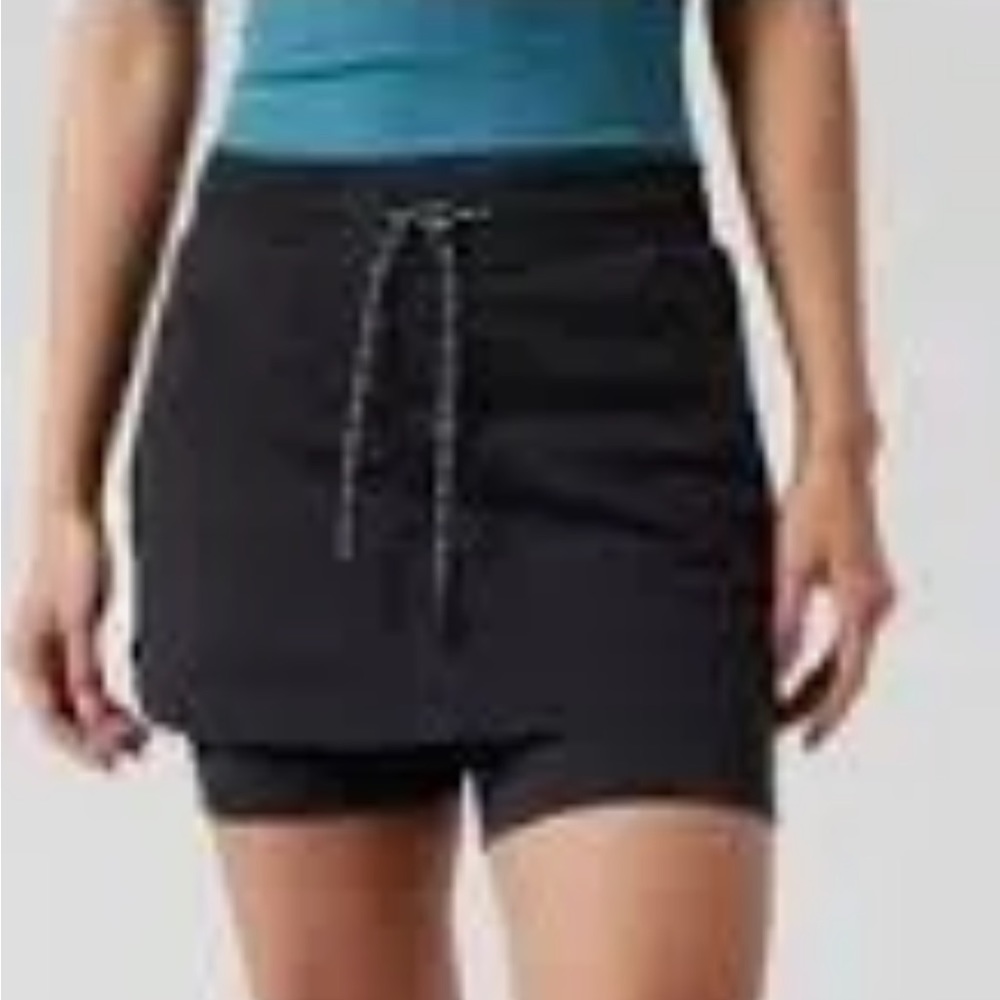Athleta trekki skort size 0 black